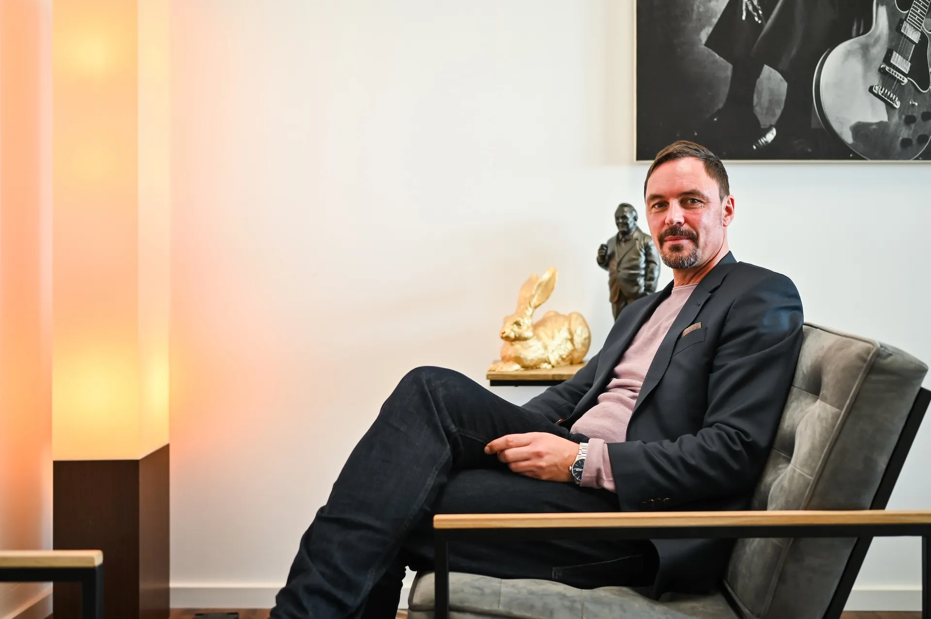 Business-Portraits Nürnberg: Businessman im Anzug, professionelles Portrait