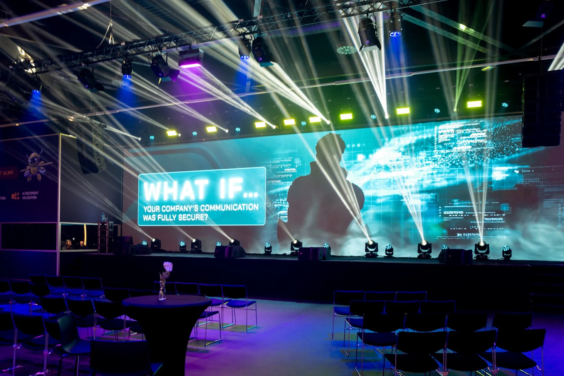 Networking und Produktpräsentationen auf der it-sa 2025