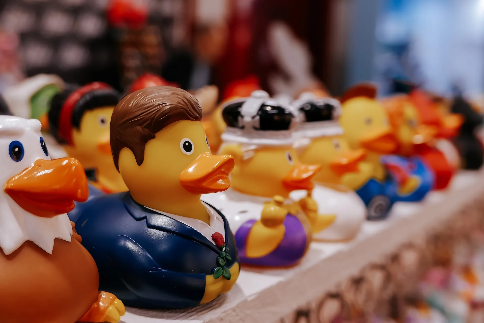 Original rubber duck collection at the trade fair booth, humorous brand communication.