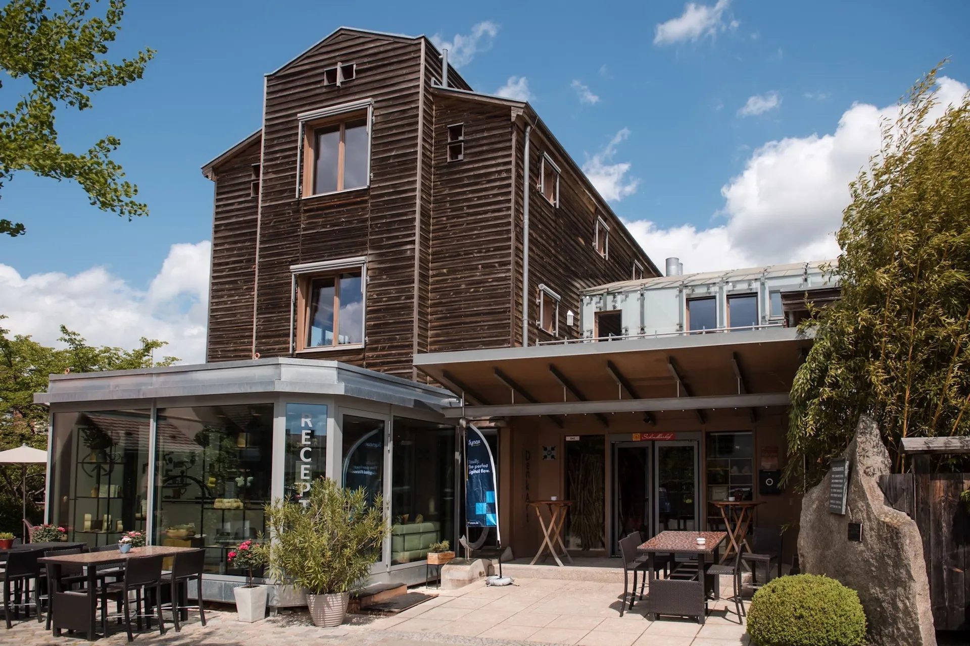 Schindlerhof Nürnberg Rezeptionsgebäude von außen