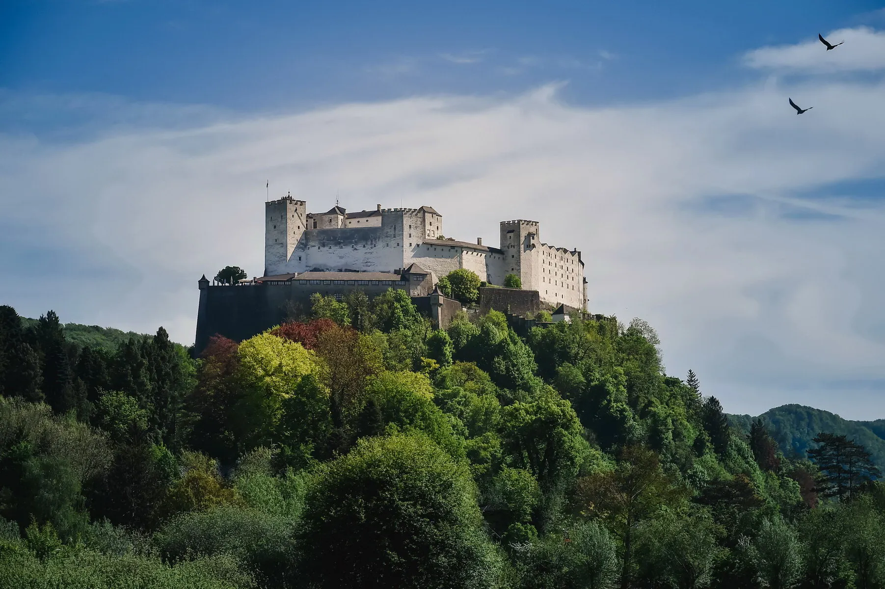Schloss in Bayern auf Hügel