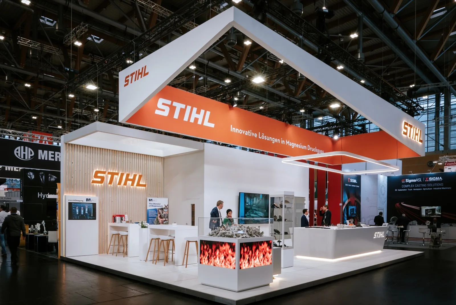 Großstand mit Dachkonstruktion